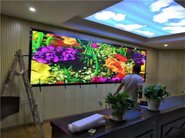 LED顯示屏顏色怎么調(diào)節(jié)
