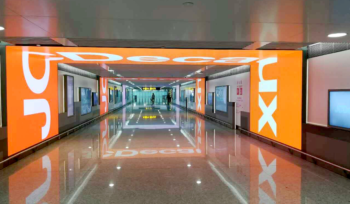 重慶機(jī)場交通引導(dǎo)LED顯示屏，LED大交通顯示解決方案,led交通誘導(dǎo)屏報(bào)價(jià)，led信息引導(dǎo)屏報(bào)價(jià)，led交通誘導(dǎo)屏控制軟件，led交通誘導(dǎo)屏系統(tǒng)